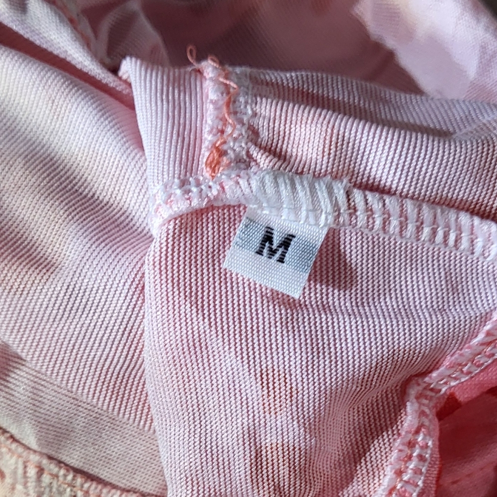 Pink/Red Valentine's Day Heart Print Dog/Pet Dress Costume Size Medium- NWOT - Picture 3 of 9